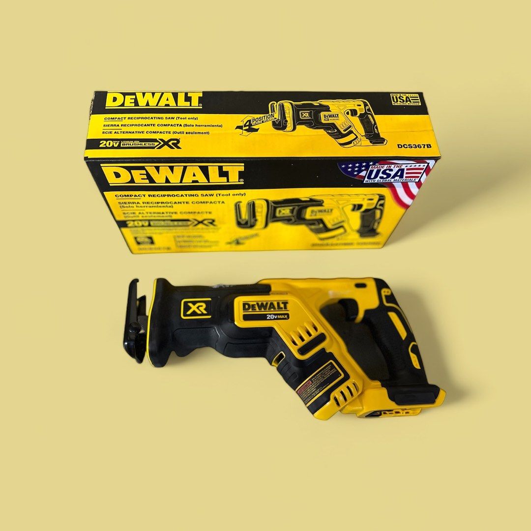 Dewalt DCS367P1 20V MAX Brushless Compact Reciprocating Saw Kit