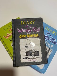 DIARY OF A WHIMPY KID BOOK SET