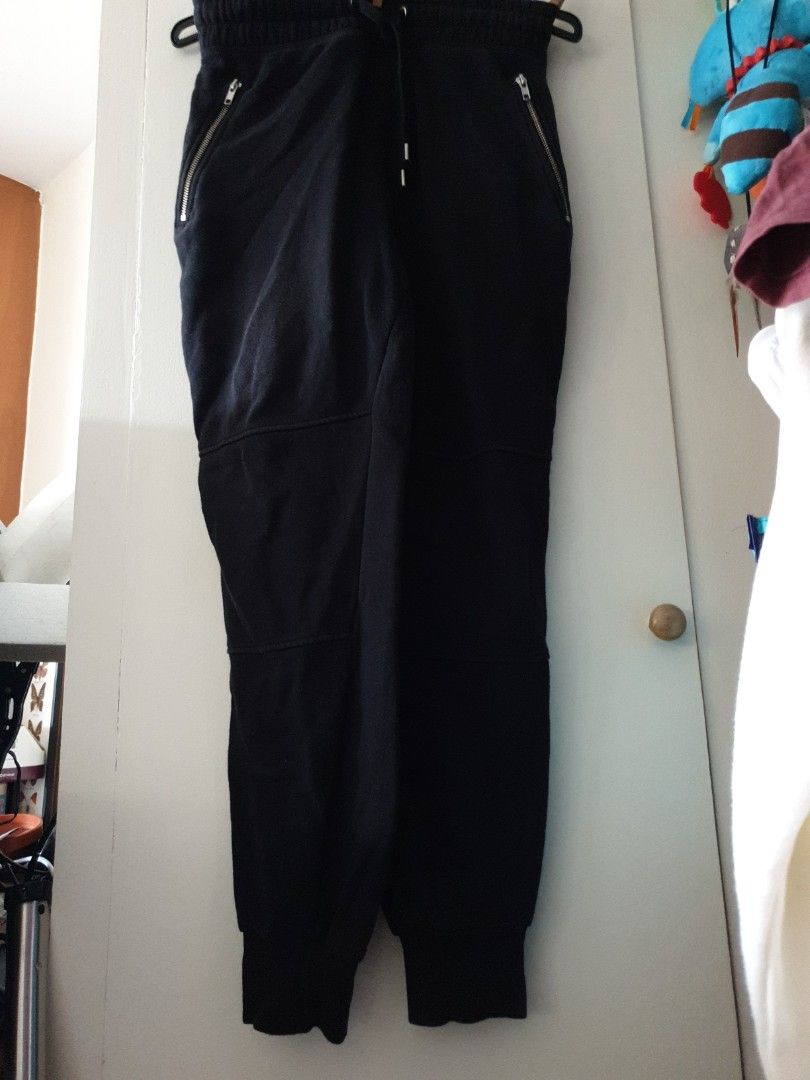 H&m divided jogger pants hot sale