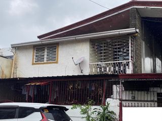 FOR SALE OLD HOUSE AND LOT IN BRGY. N.S. AMORANTO LA LOMA QUEZON CITY 160SQM✨