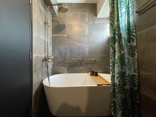 (Category: ) located in . Submitted by tgra13 (Listing ID 1285134096, Image 1). Description: .