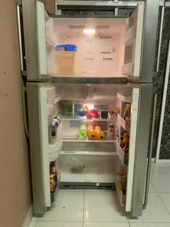 (Category: ) located in . Submitted by amatt31 (Listing ID 1285235223, Image 1). Description: .