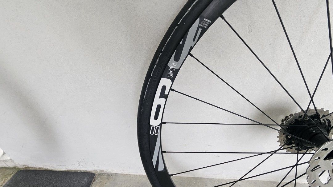 Fulcrum racing deals 900 700c