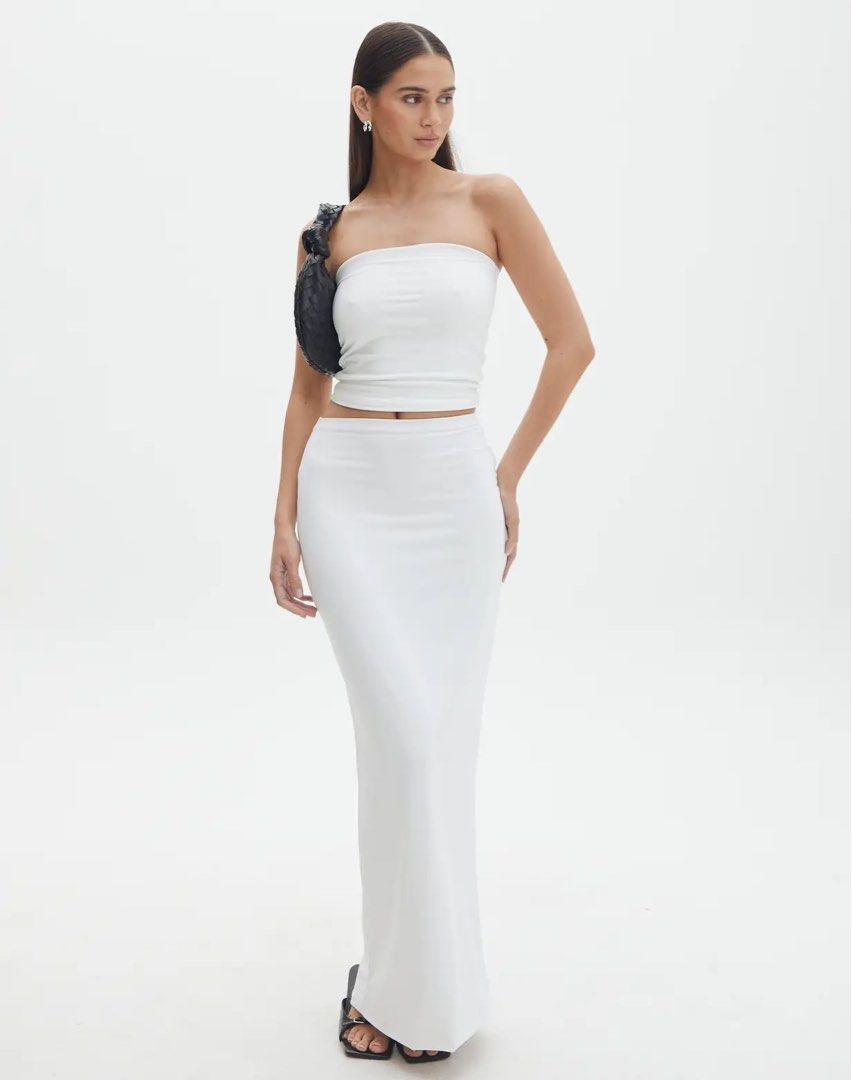 Glassons Supersoft Maxi Skirt White Women s Fashion Bottoms Skirts on Carousell