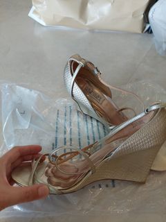 Wedge sandals on discount clearance