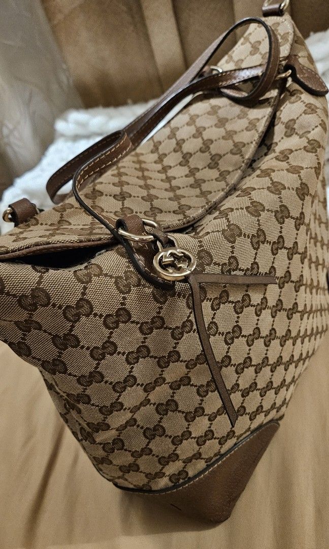Gucci fold over bag sale