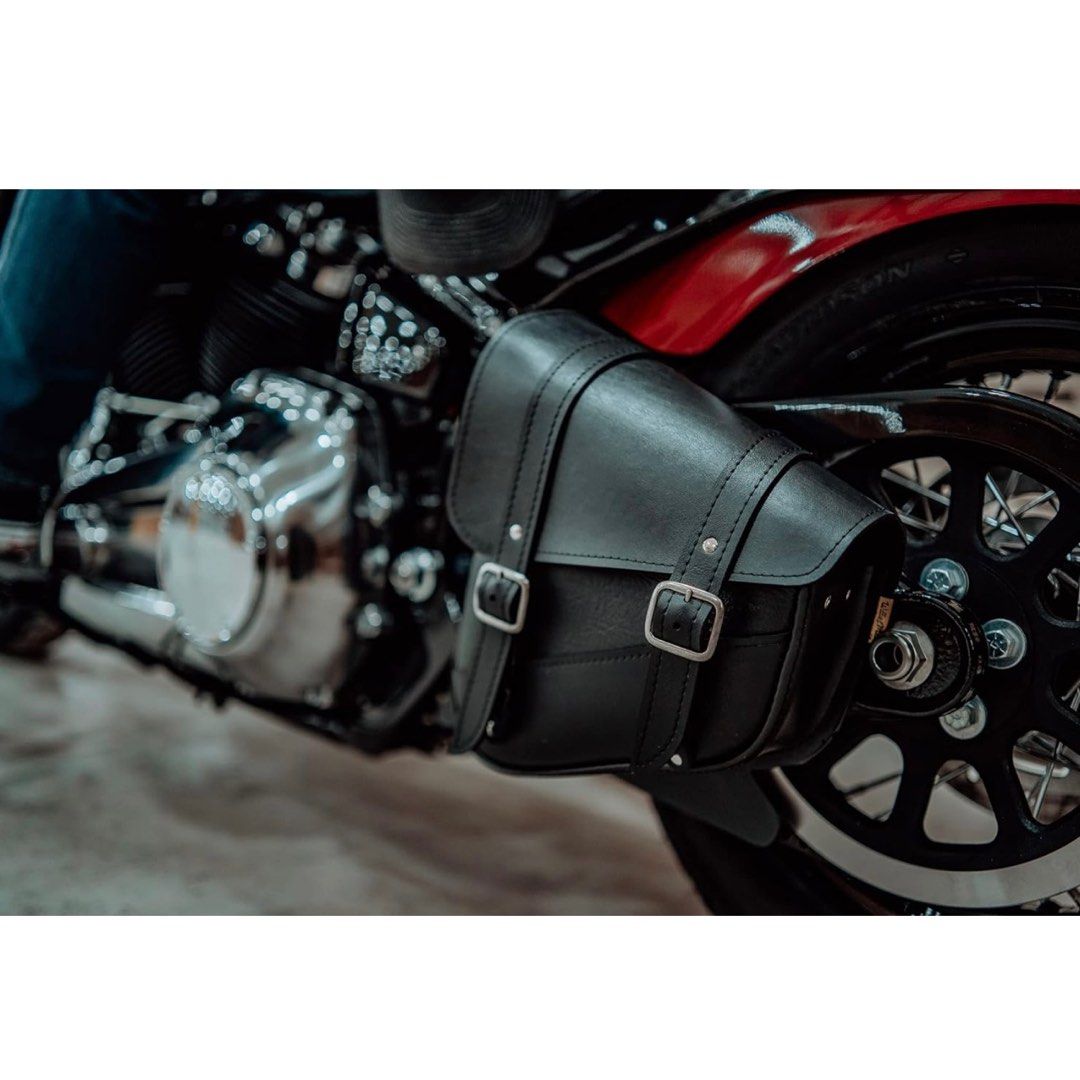 Willie and max swingarm bag top