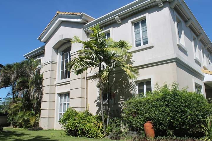 (Category: ) located in . Submitted by Kuaima_Realty (Listing ID 1285160484, Image 1). Description: .