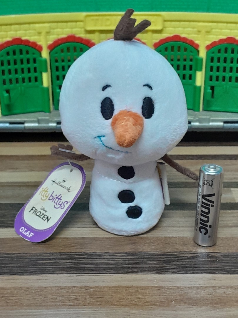 Hallmark Itty Bittys Bitty Olaf Disney Frozen Snowman Tiny Plush Stuffed  Toy