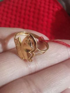 K18 Japan Gold butterfjy ring size 6.5 1.9grams