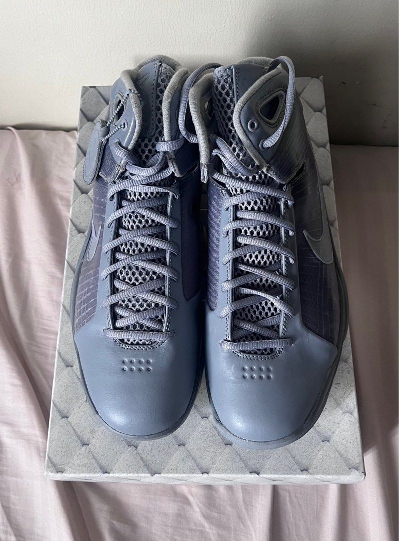 Kobe Hyperdunk Fade to Black