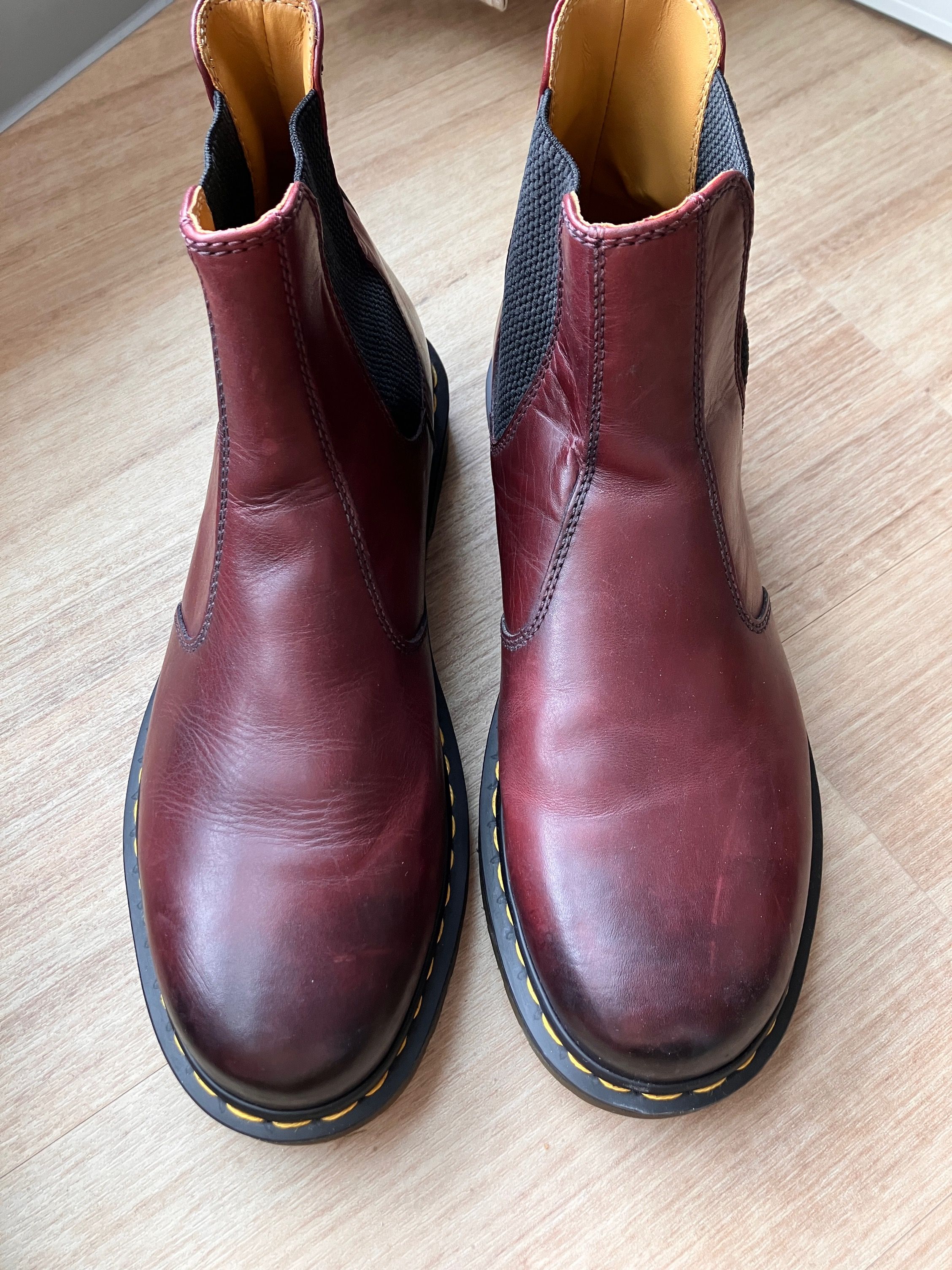 Red dr marten chelsea boots store