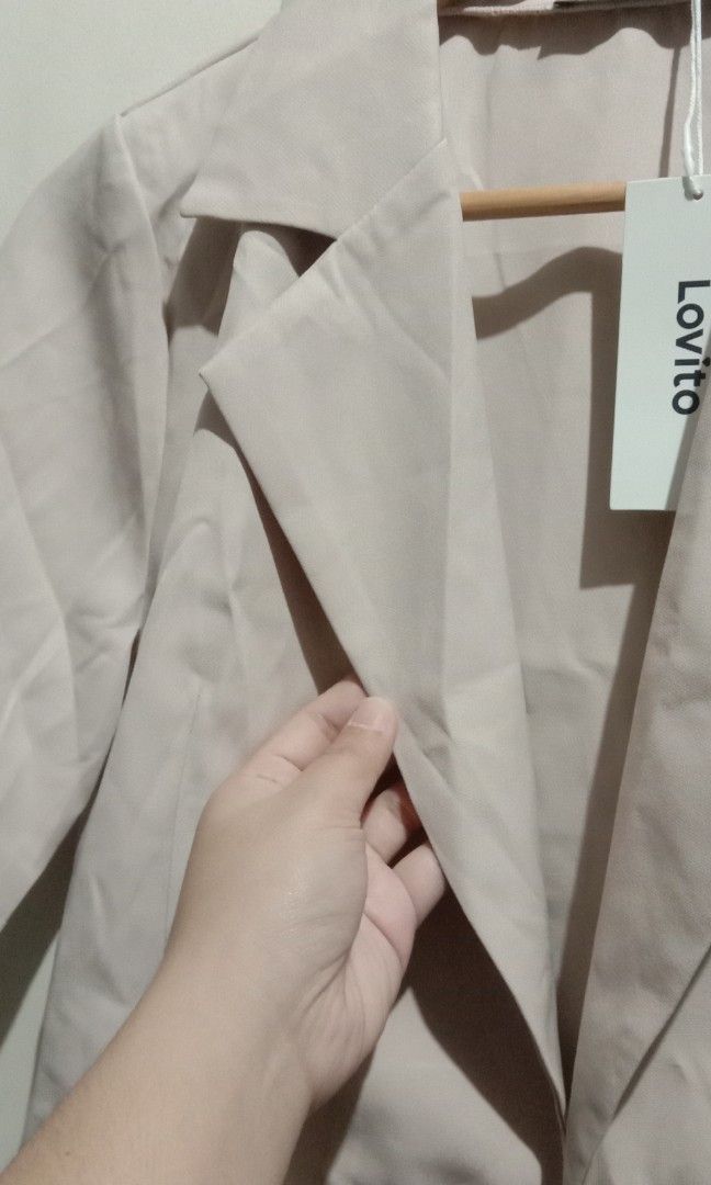 LOVITO FORMAL TOP AND SKIRT COORDINATES (Category: Sets or Coordinates) located in Dagupan City. Submitted by trendies_collection (Listing ID 1285175301, Image 2). Description: Brandnew with pouch Large to Semi Xl Medyo stretchy yung skirt niya No issue.