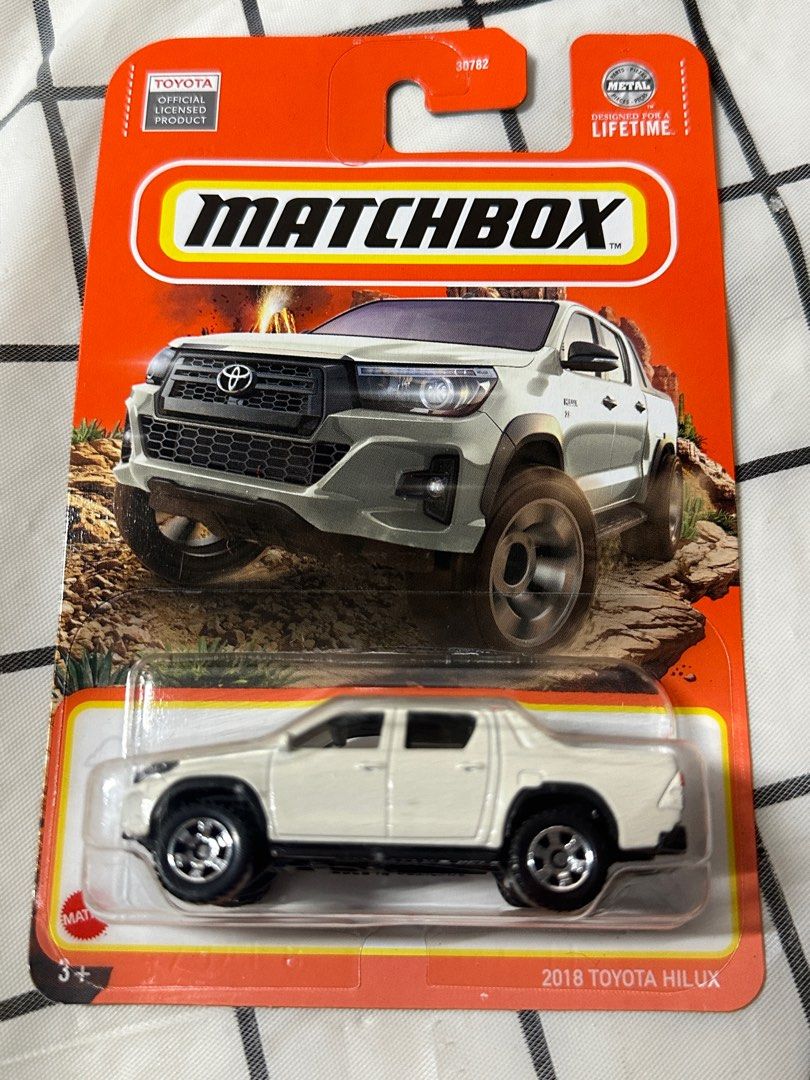 TOMICA Aeon No.64 Toyota Hilux Thailand Police Car 1/70 TOMY 67 2022
