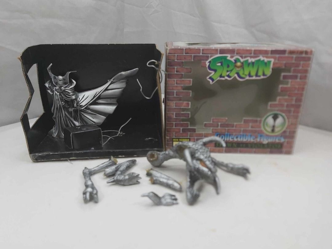 mcfarlane mini spawn vs violator boxset silver edition, Hobbies & Toys ...