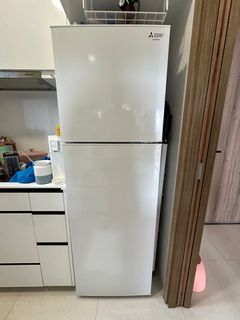 (Category: ) located in . Submitted by barkiong (Listing ID 1285082971, Image 1). Description: .