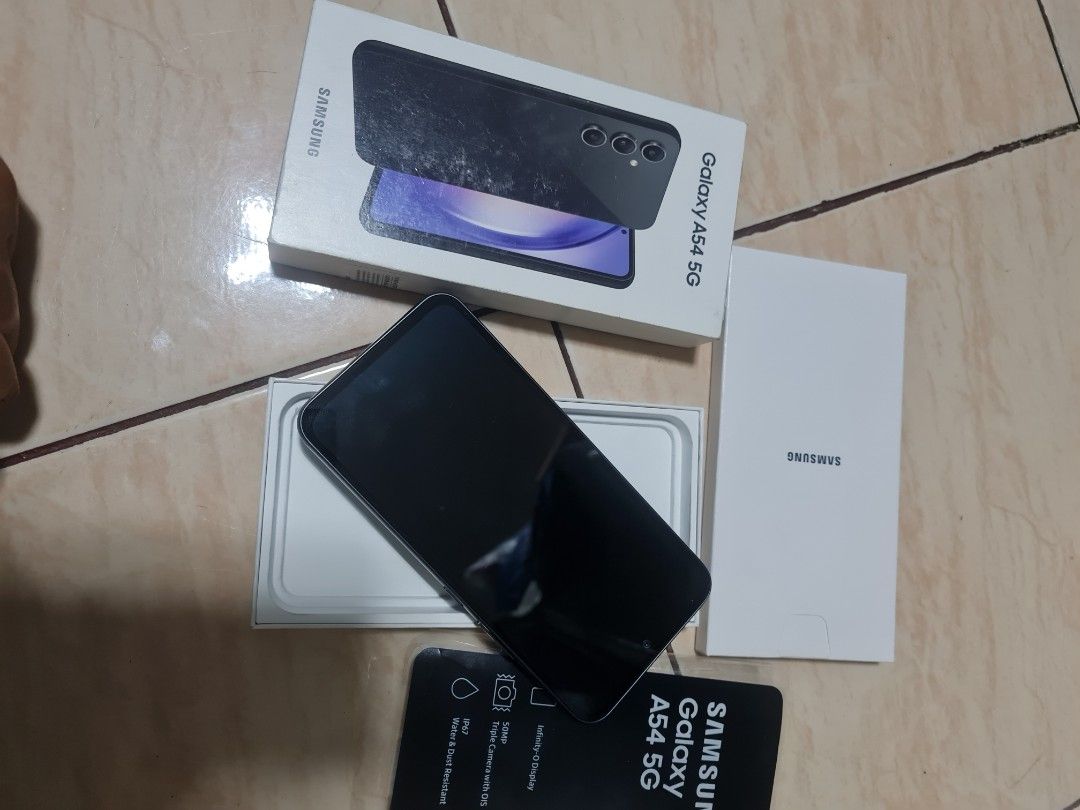 Samsung a54 5g 256gb (Category: Samsung) located in Manila. Submitted by skychoochoo (Listing ID 1285096761, Image 3). Description: samsung a54 5g 256gb no issue makinis na makinis 1 week palang unit box manual meet up or cod.