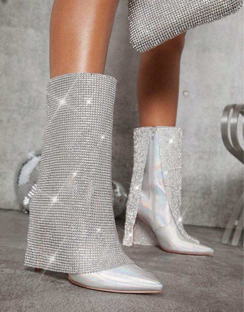 Glitter hotsell silver boots