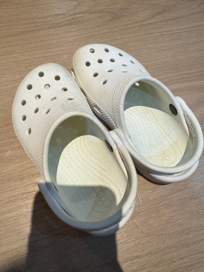 Size 9 online toddler crocs