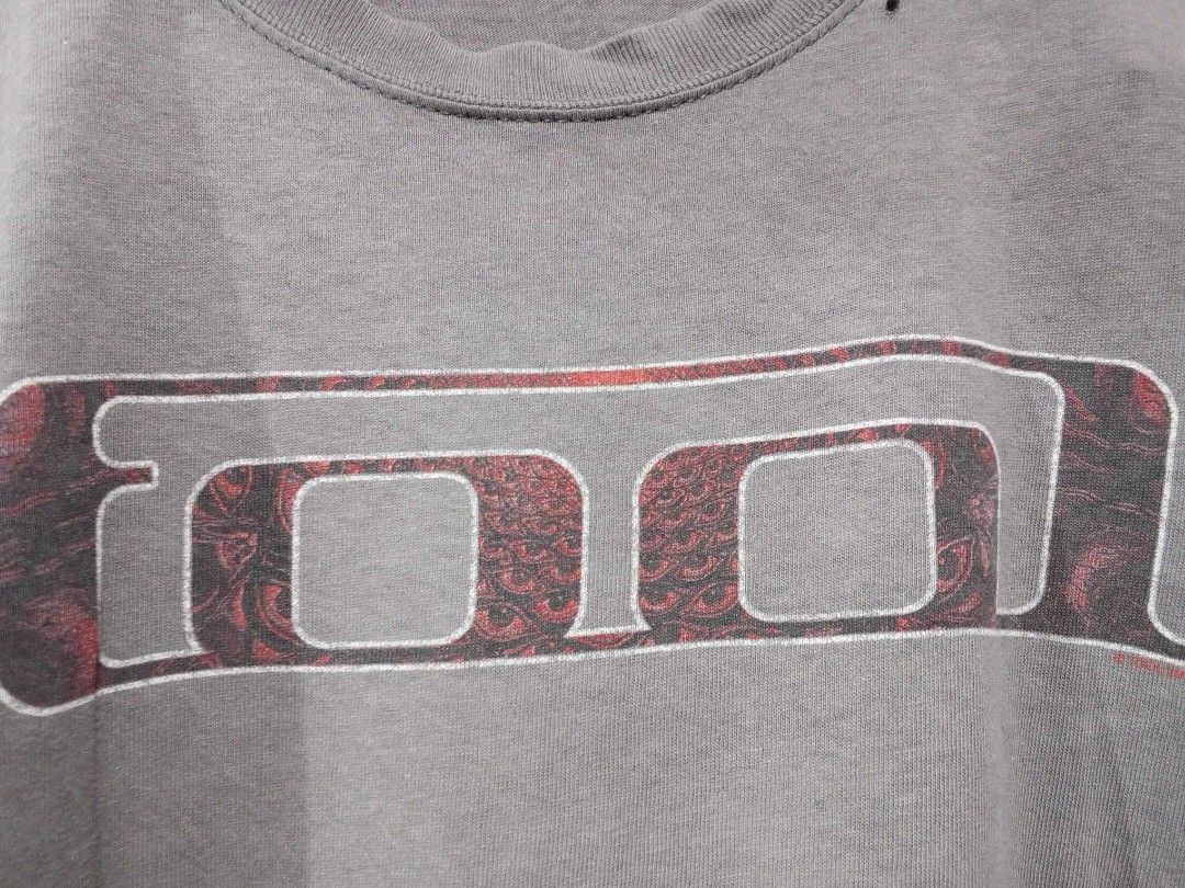 Tool 2007 shirt (Category: Tshirts & Polo Shirts ) located in Iligan City. Submitted by tripeme (Listing ID 1285080098, Image 2). Description: Tool copyright 2007, dimes 21" width x 27" length. With minimal issues, neck fray and 2pinholes..