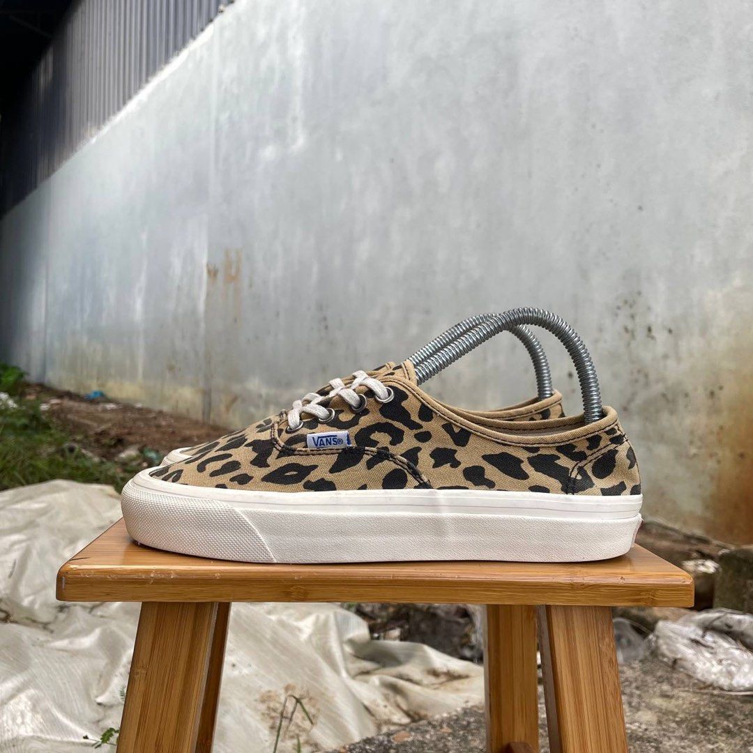 Leopard vans uk clearance