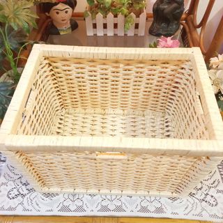 (Category: ) located in . Submitted by millennialmeetsvintage (Listing ID 1285192789, Image 1). Description: .