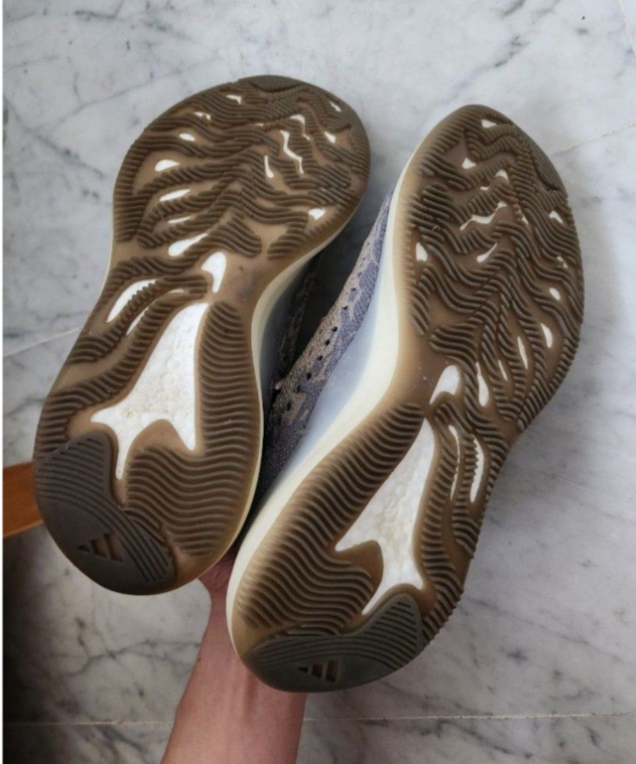 Yeezys 370 clearance
