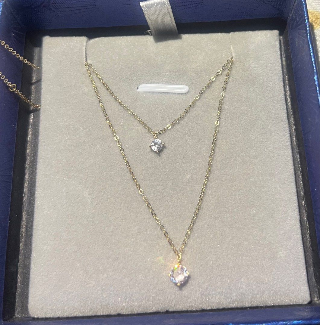 18k Lightweight Necklace with Stones (Category: Necklaces) located in Baguio. Submitted by prioromnia (Listing ID 1285449615, Image 1). Description: 18k yellow gold Stones are not real diamonds Pawnable Fixed price Sold per piece, not per gram.