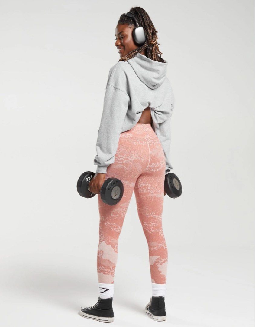 Adapt Camo Seamless Leggings Misty Pink, Women's Fashion, Activewear on  Carousell