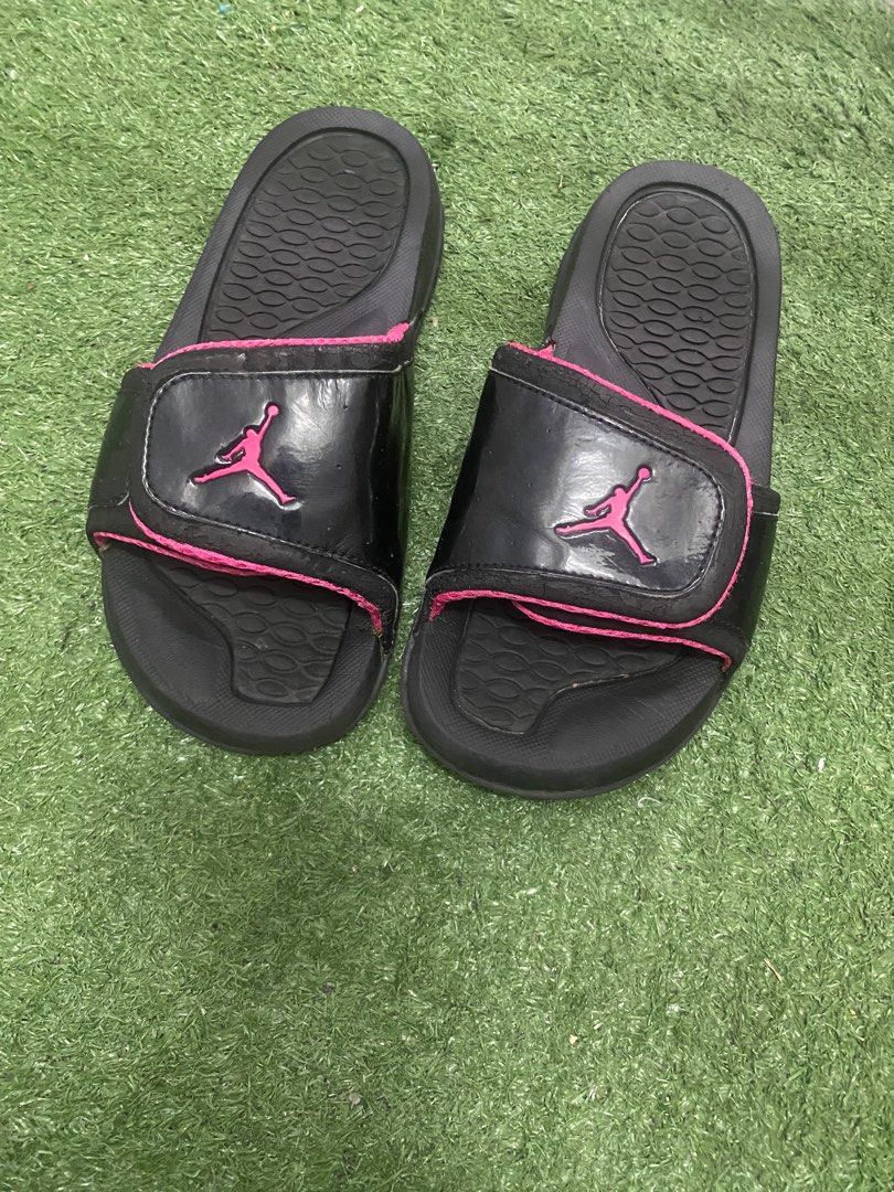 Girls best sale jordan slides