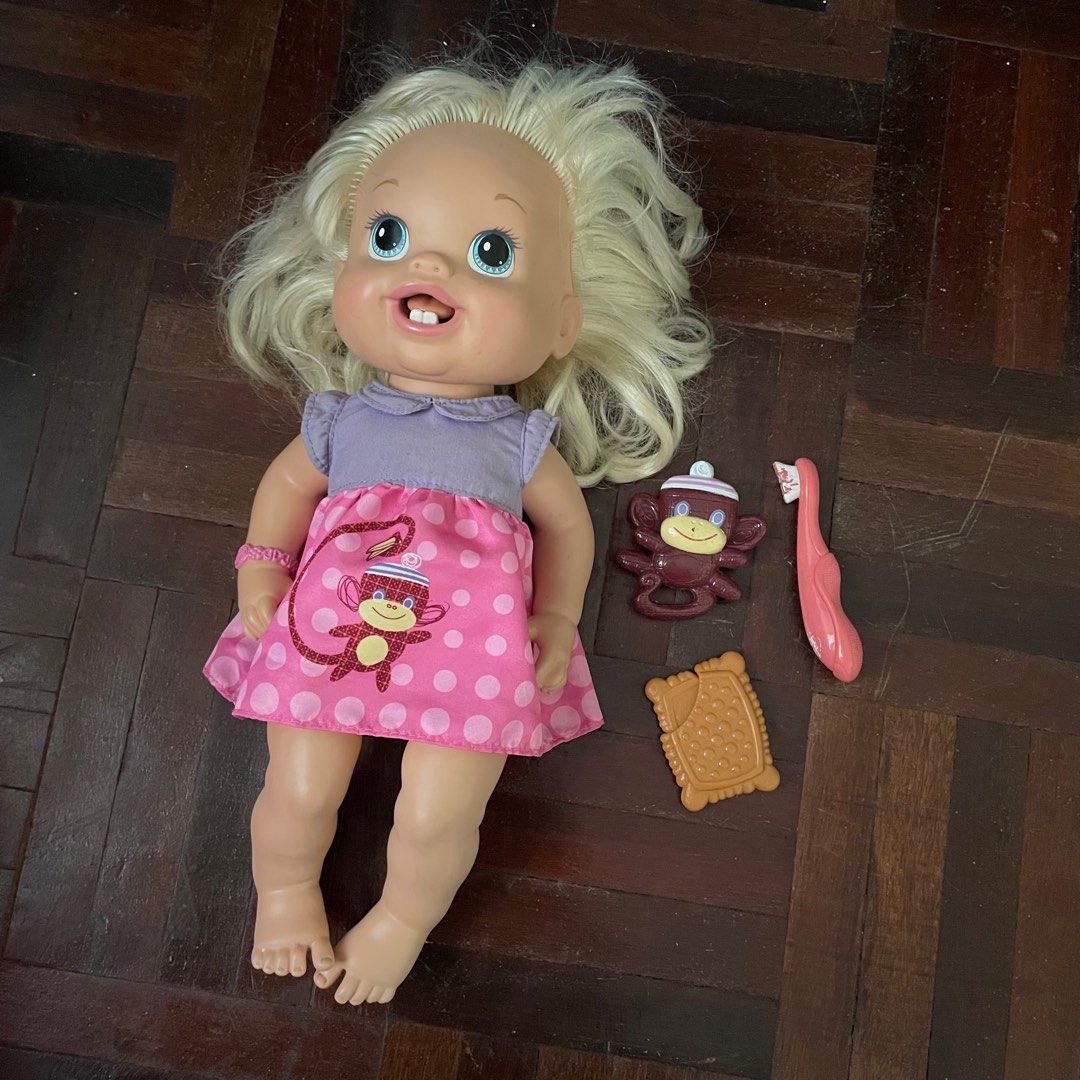 Baby alive top baby's new teeth