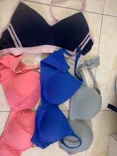 J17. Bra 38B, Women's Fashion, New Undergarments & Loungewear on Carousell