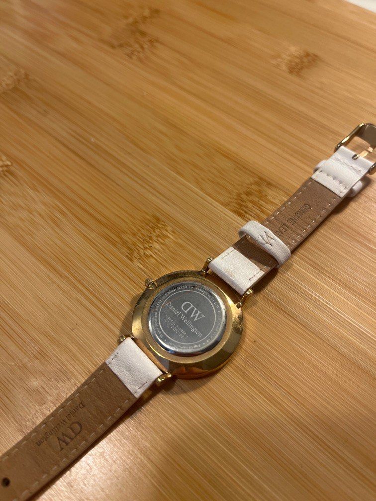 Daniel wellington 30mm sale