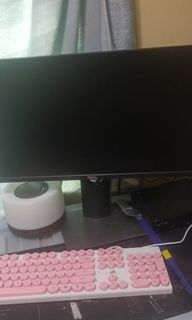 Dell Desktop with Rotatable Monitor