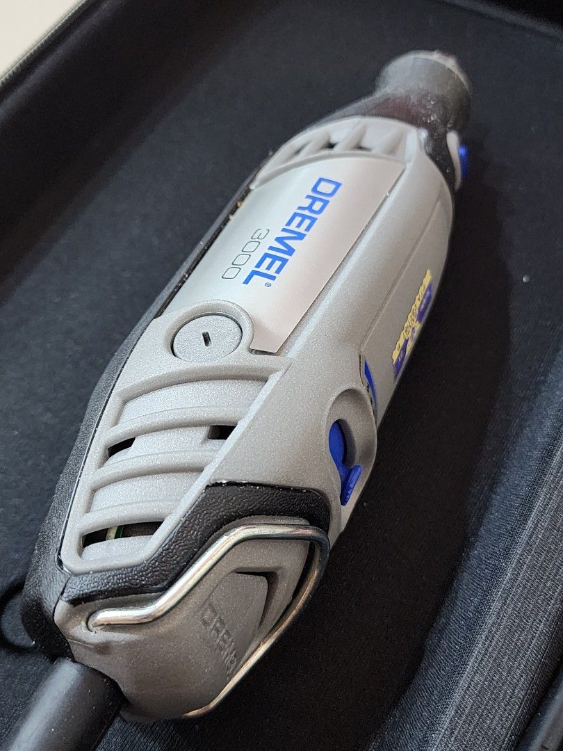 Dremel drill set with mini saw and workstation