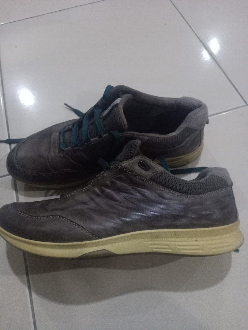 Ecco mens store exceed low