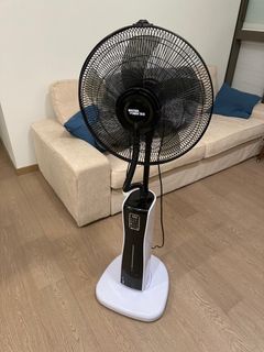 （分類：）位於 。 由 carcadons 提交（商品編號 1285472544，圖片 1）。簡介： 。
