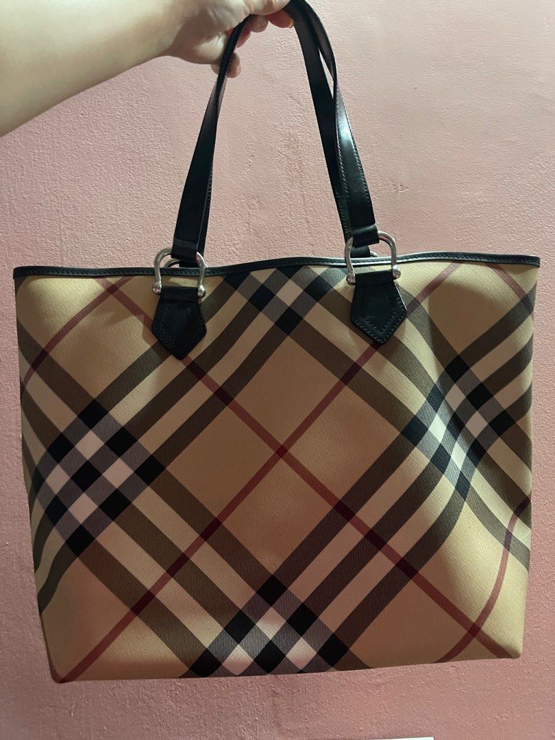 FAST DEAL Burberry Supernova Tote Bag As good as new