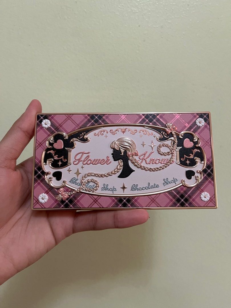 FLOWER KNOWS CHOCOLATE SHOP EYESHADOW PALETTE (Category: Makeup) located in Mandaluyong City. Submitted by annyeong07_ (Listing ID 1284929030, Image 2). Description: .