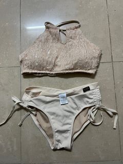 （分類：）位於 。 由 caracaraaa 提交（商品編號 1285423522，圖片 1）。簡介： 。