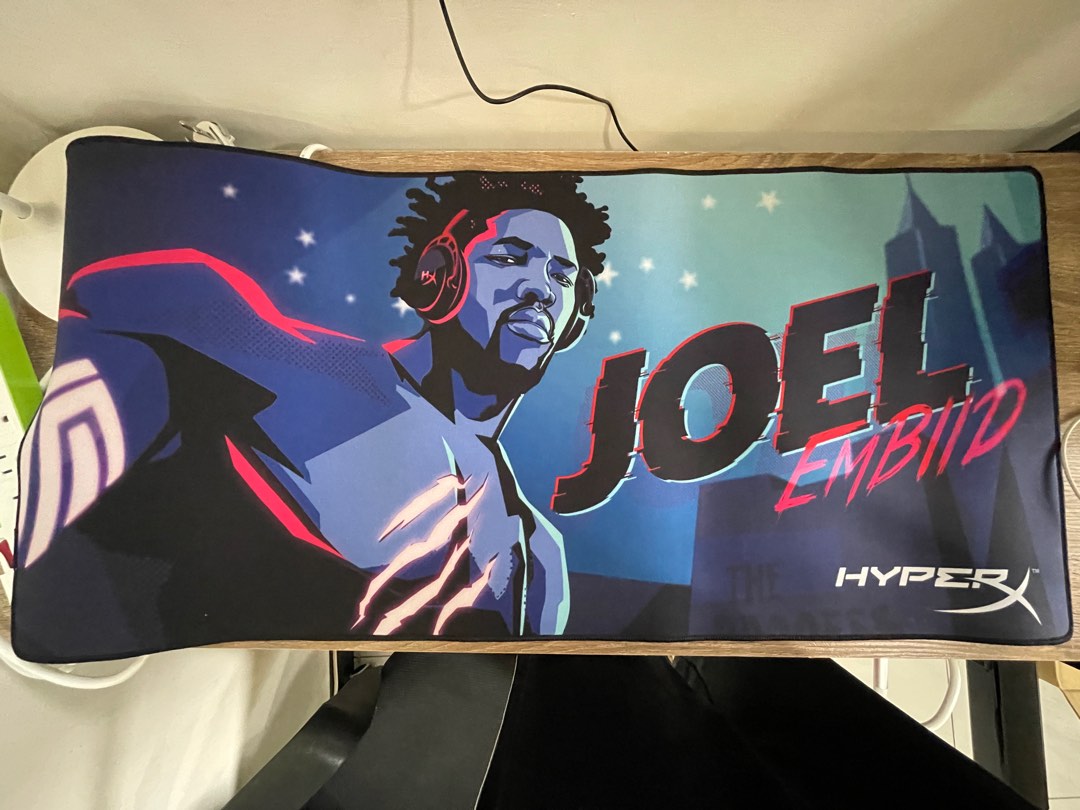 Joel embiid hyperx hotsell mouse pad