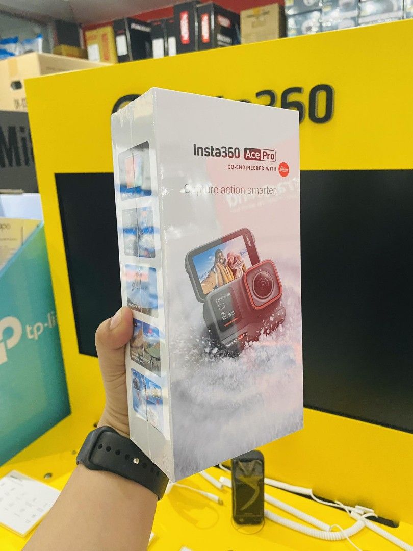 Insta360 Ace Pro Action Camera Leica 8K Flip Screen Waterproof (Category: Video Cameras) located in Makati City. Submitted by techubstoreandaccessories (Listing ID 1285564224, Image 2). Description: Insta360 Ace Pro Action Camera Leica 8K Flip Screen Waterproof Ready for Pick-Up / Same Day Delivery Via Lalamove‼️ DETAILS: ✅ Actual Picture Posted. ✅BRAND NEW, SEALED, & ORIGINAL. ✅7 Days Replacement for Factory Defects and 1year Limited Warranty. (