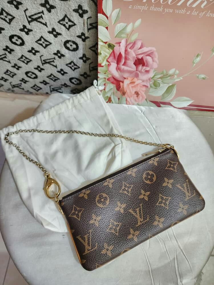 Louis clearance v wristlet