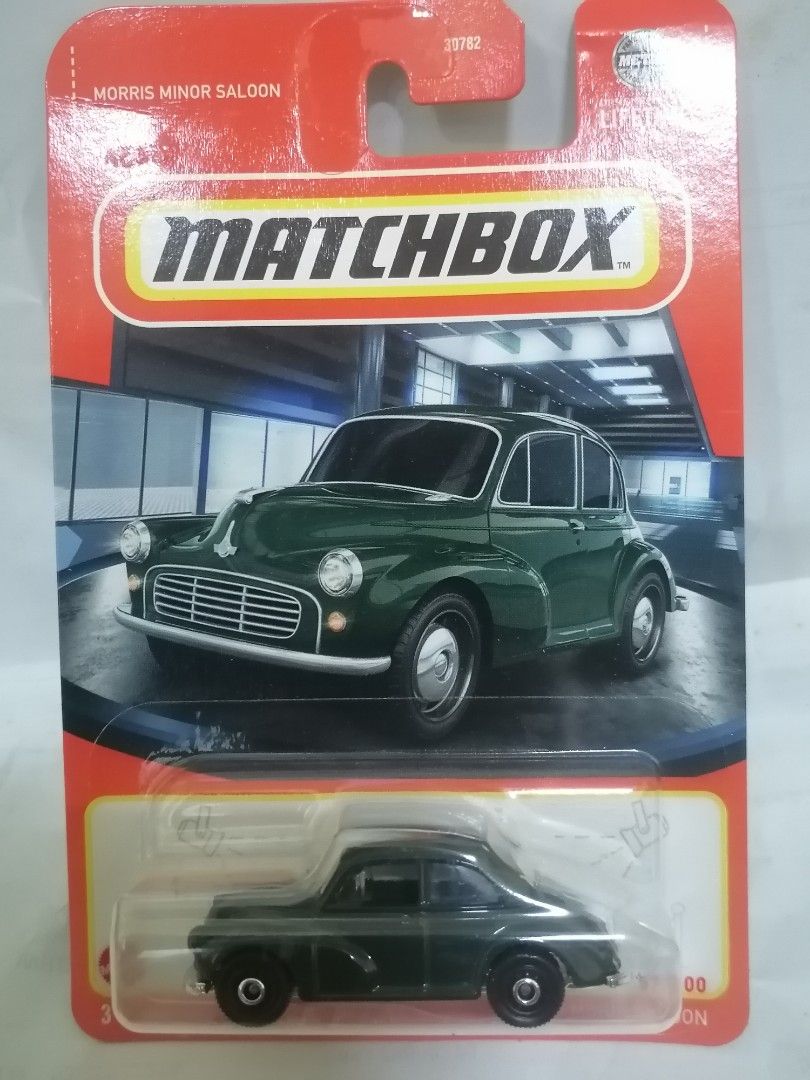 Matchbox Morris Minor Saloon 2024 – Modello 1:64 Colore Verde Impero, RHD, FSC