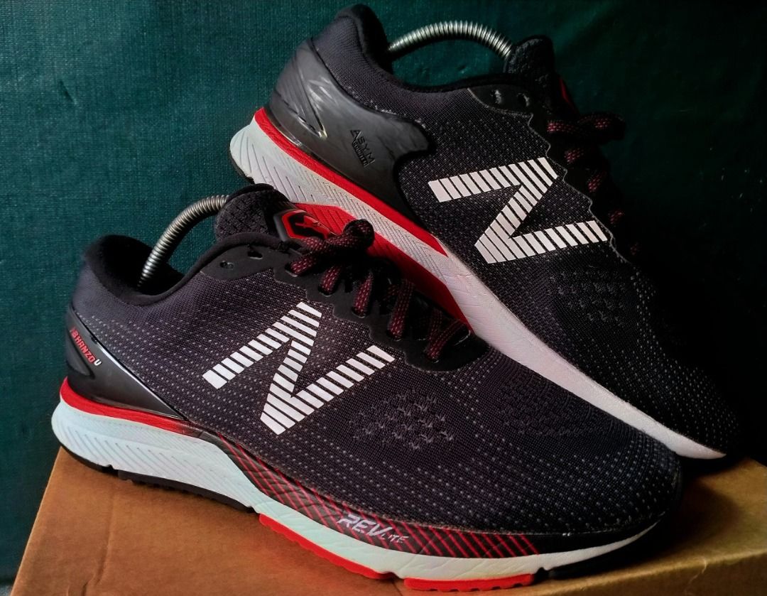 New balance hotsell hanzo u
