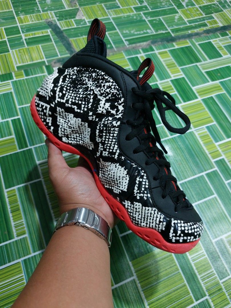 albino snakeskin foams