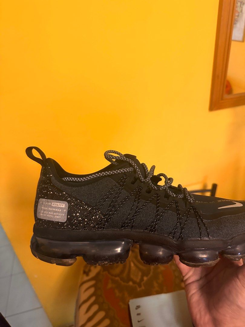 Air vapormax run utility black orange discount
