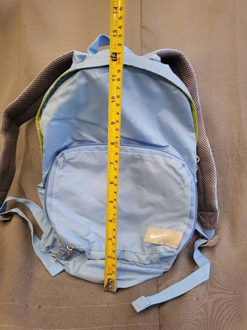 Nike Blue Foldable Backpack (Category: Backpacks) located in San Fernando. Submitted by jpmarketplace2023 (Listing ID 1285501773, Image 2). Description: -Nike blue foldable backpack for only PHP950 -Authentic from Japan.