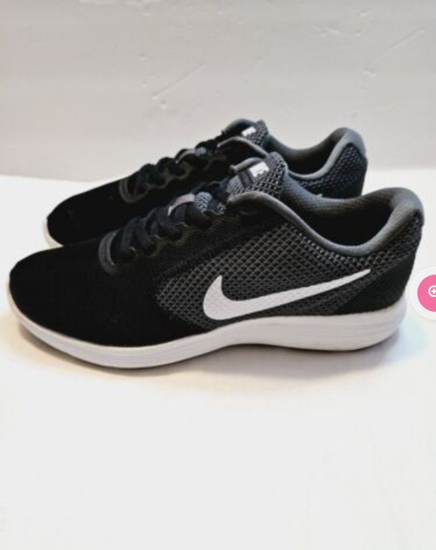 Tênis Nike Revolution 3 Feminino