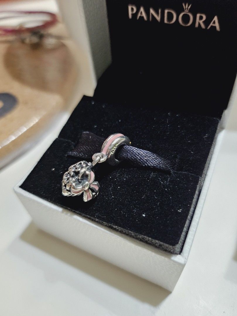 Girlfriend sales pandora charms